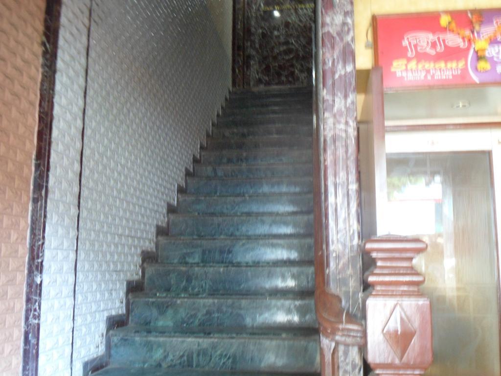 Hotel Happyland Mumbai Eksteriør bilde