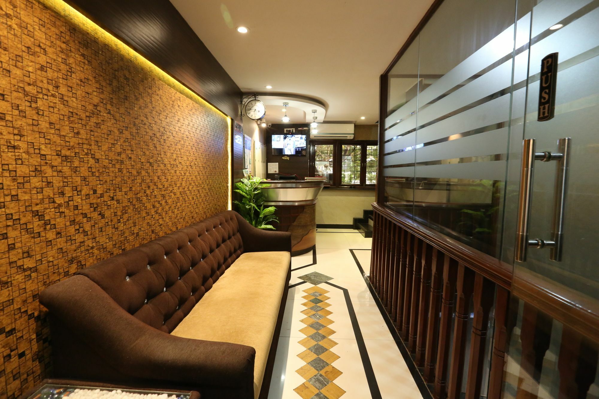 Hotel Happyland Mumbai Eksteriør bilde