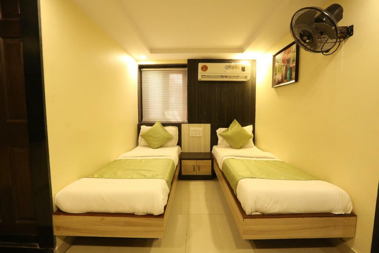 Hotel Happyland Mumbai Eksteriør bilde